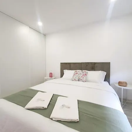 Insuia House Semesterbostad Barcelos